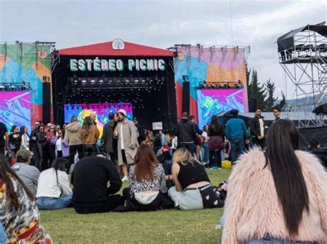 Il Festival Estéreo Picnic: Un mix di musica, arte e riflessioni sulla complessità della vita colombiana